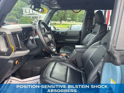 Used 2022 Ford Bronco Badlands w/ Sasquatch Package AWD/4WD image 9