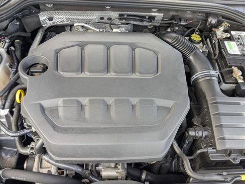 Used 2022 Volkswagen GTI SE image 22