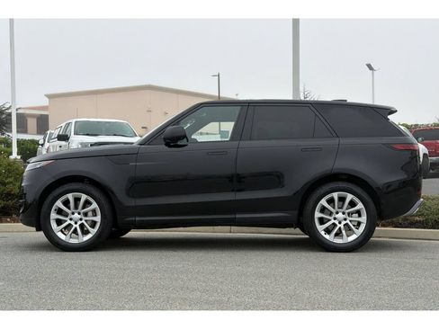 Used 2025 Land Rover Range Rover Sport SE AWD/4WD image 7
