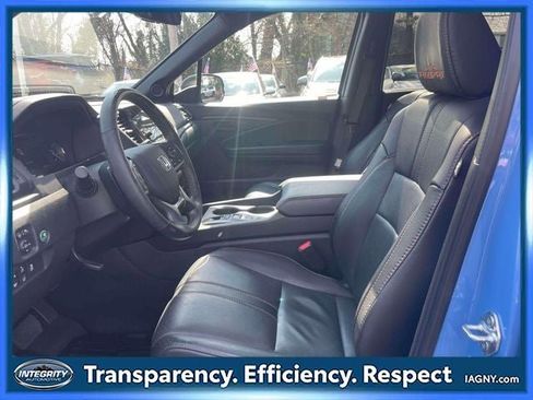 Used 2024 Honda Passport TrailSport image 15