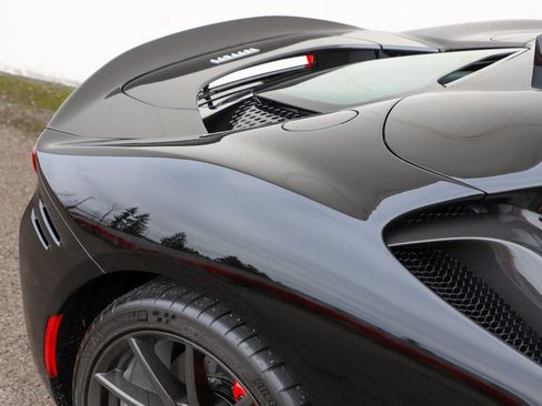 Certified 2022 Ferrari SF90 Spider image 63