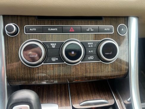 Used 2016 Land Rover Range Rover Sport HSE AWD/4WD image 24