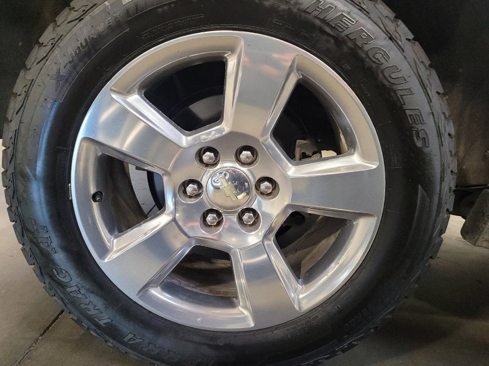 Used 2017 Chevrolet Tahoe Premier AWD/4WD image 31