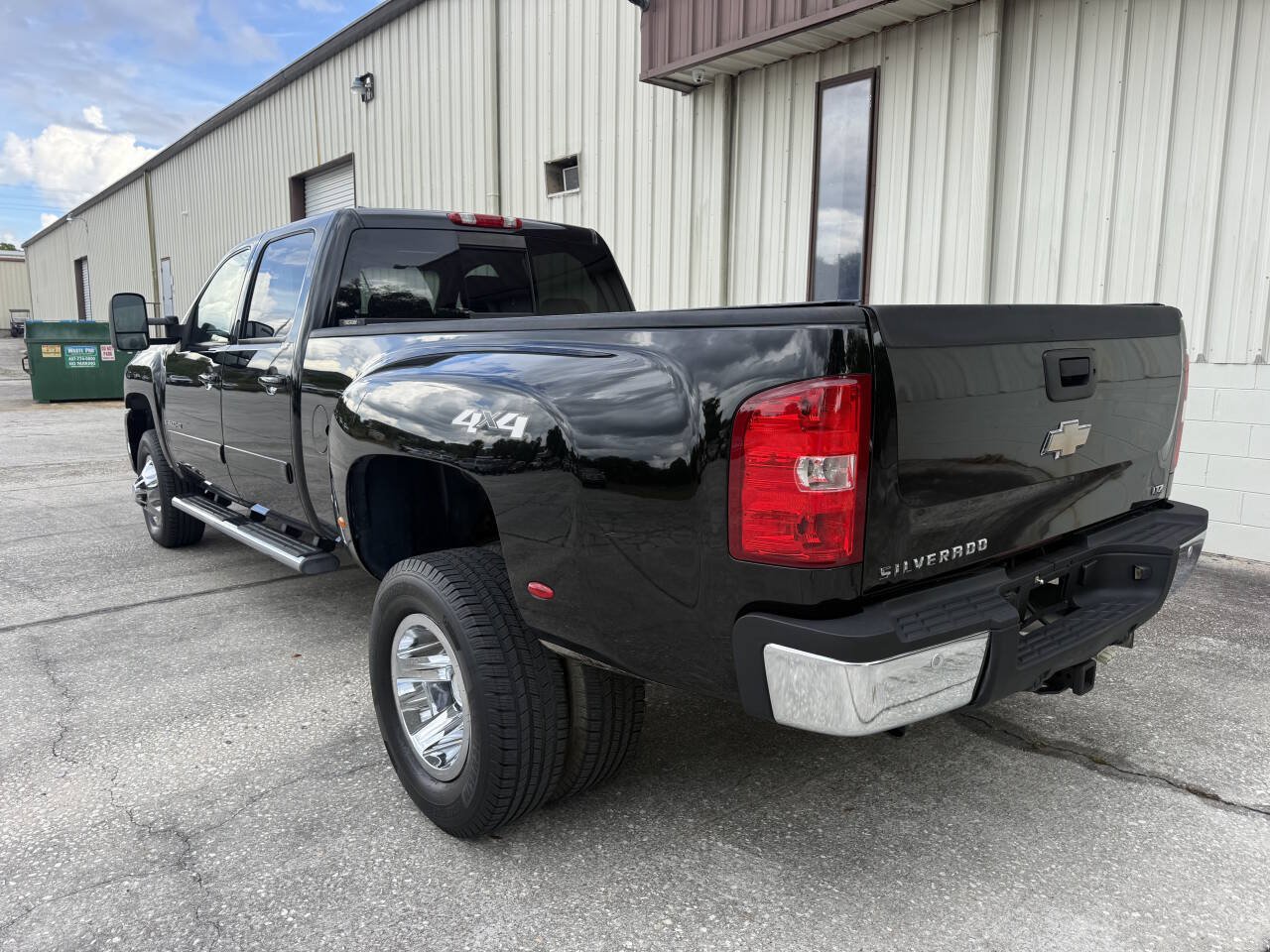 Used 2008 Chevrolet Silverado 3500 LTZ AWD/4WD image 4