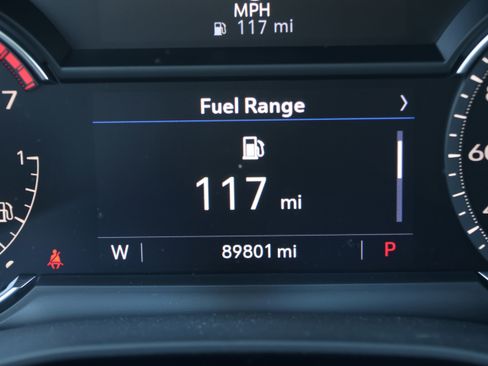 Used 2022 Cadillac XT5 Premium Luxury w/ LPO, Floor Liner Package image 22