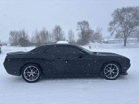Used 2020 Dodge Challenger GT w/ Driver Convenience Group RWD image 2