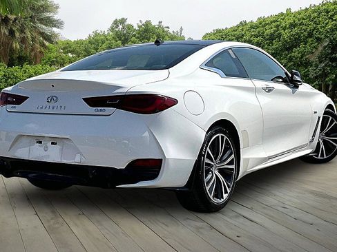 Used 2018 INFINITI Q60 3.0t Luxe image 4