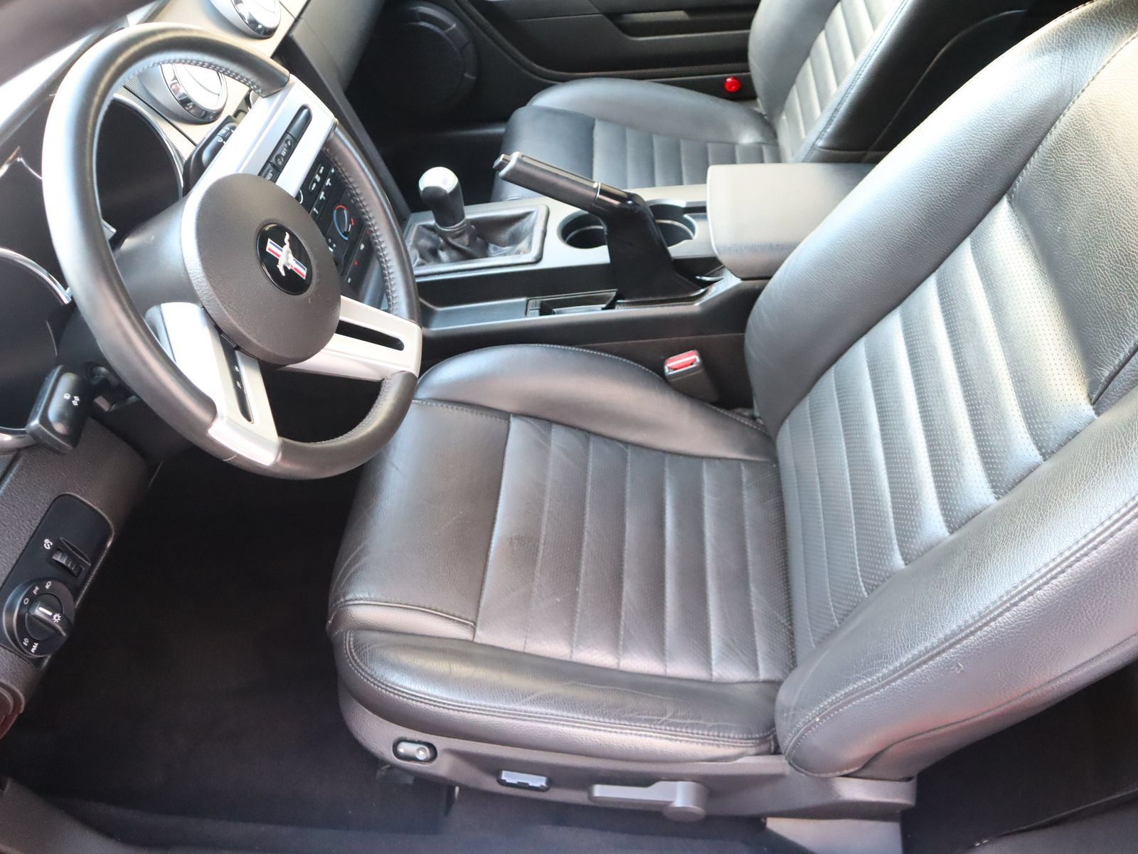 Used 2008 Ford Mustang GT RWD image 34