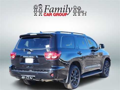 Used 2022 Toyota Sequoia Nightshade image 4