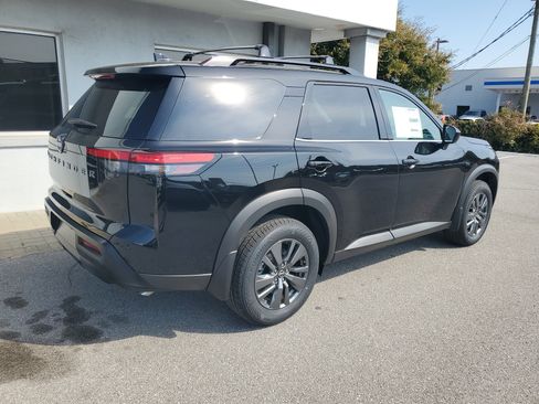 New 2026 Nissan Pathfinder SV image 3