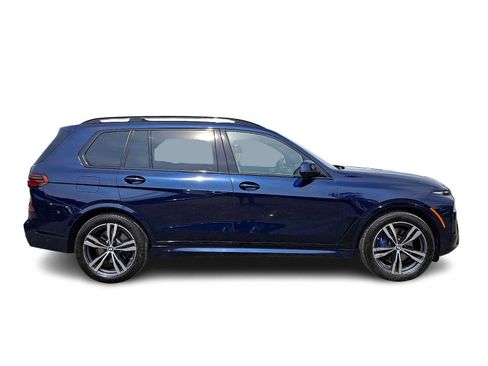 Used 2025 BMW X7 xDrive40i w/ M Sport Package AWD/4WD image 7