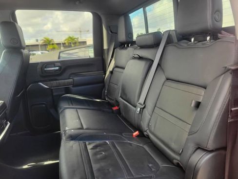 Used 2022 GMC Sierra 2500 Denali w/ Denali Ultimate Package image 8