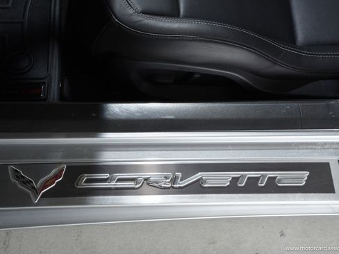 Used 2016 Chevrolet Corvette Z06 RWD image 38