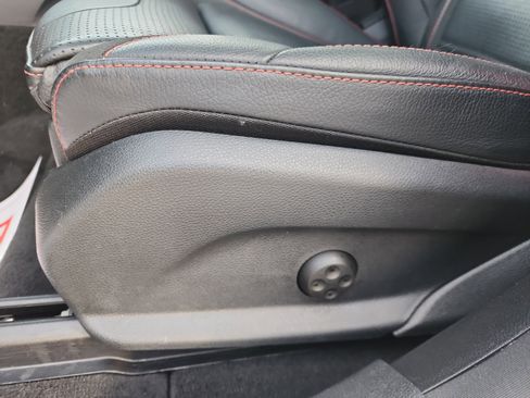 Used 2018 Mercedes-Benz GLC 43 AMG 4MATIC image 13