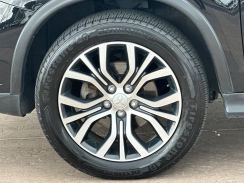 Used 2018 Mitsubishi Outlander Sport SEL AWD/4WD image 31