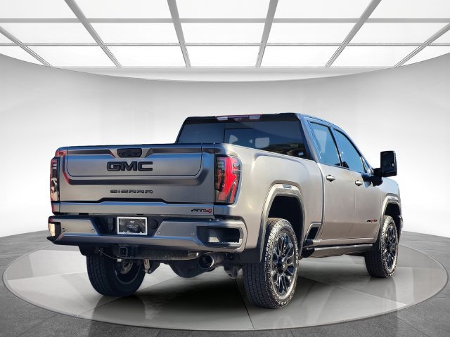 Used 2024 GMC Sierra 2500 AT4 w/ AT4 Premium Plus Package AWD/4WD image 4