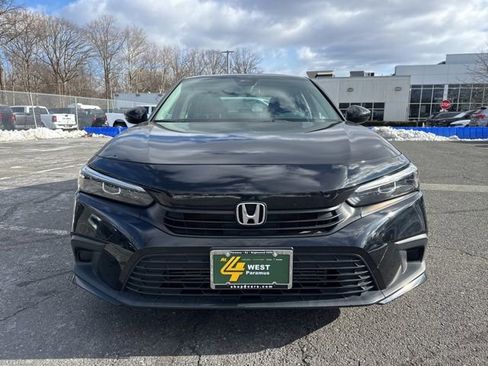 Used 2022 Honda Civic EX image 2