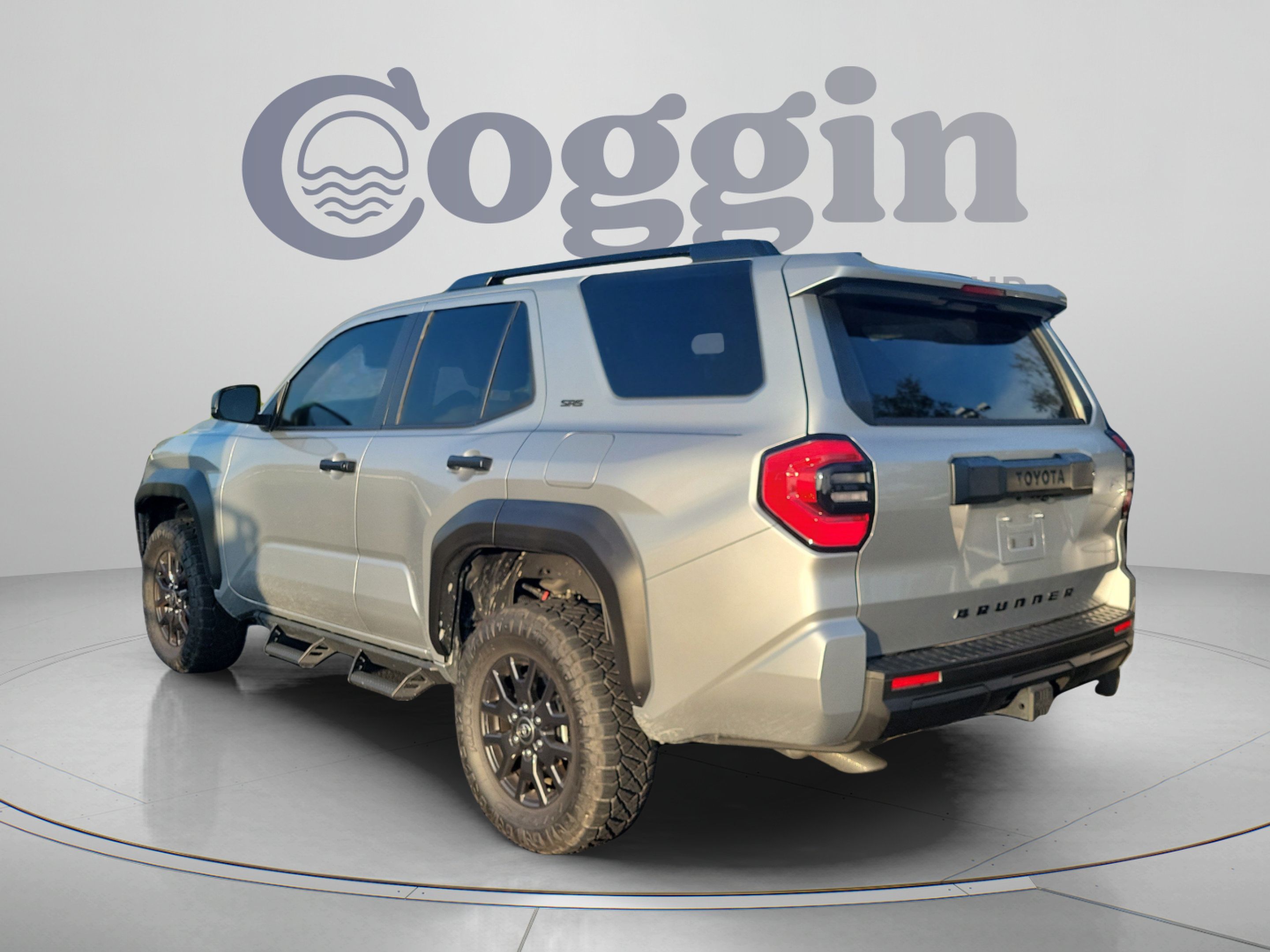 Used 2026 Toyota 4Runner SR5 AWD/4WD image 3