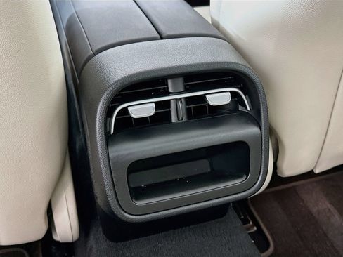 Certified 2025 Mercedes-Benz E 350 Sedan image 28