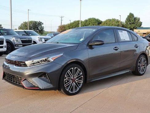 Used 2023 Kia Forte GT image 3