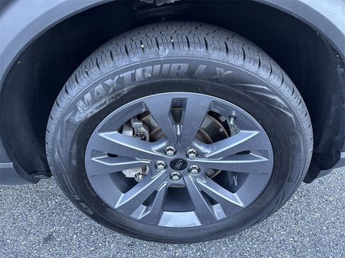 Used 2023 Ford Explorer XLT w/ Equipment Group 202A image 12