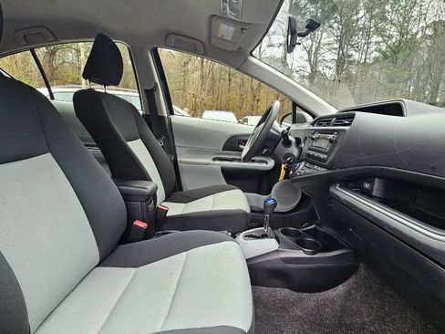 Used 2014 Toyota Prius C Two image 36