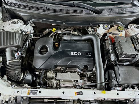 Used 2019 Chevrolet Equinox LT image 30