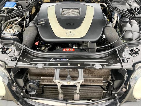 Used 2008 Mercedes-Benz E 350 4MATIC Sedan image 15