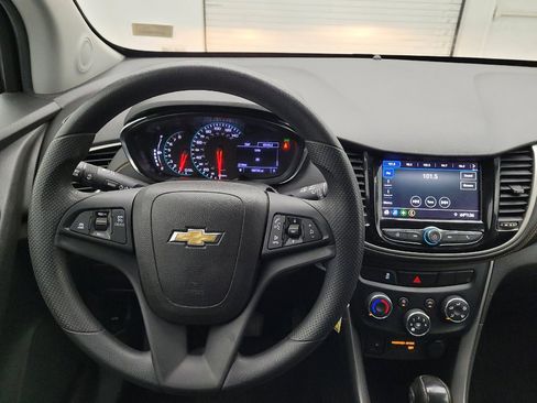 Used 2020 Chevrolet Trax LS w/ Fleet Convenience Package AWD/4WD image 22