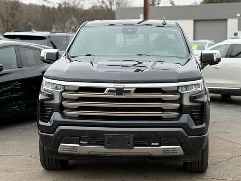 Used 2022 Chevrolet Silverado 1500 High Country w/ High Country Premium Package image 32