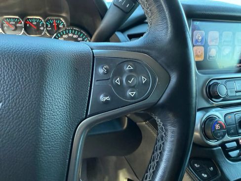 Used 2018 Chevrolet Suburban Premier AWD/4WD image 25