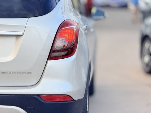 Used 2019 Buick Encore Preferred image 12