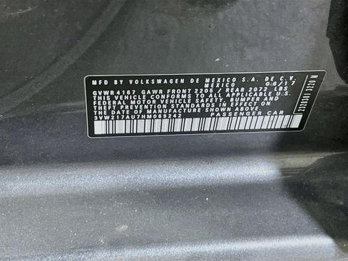 Used 2017 Volkswagen Golf Wolfsburg Edition FWD image 31