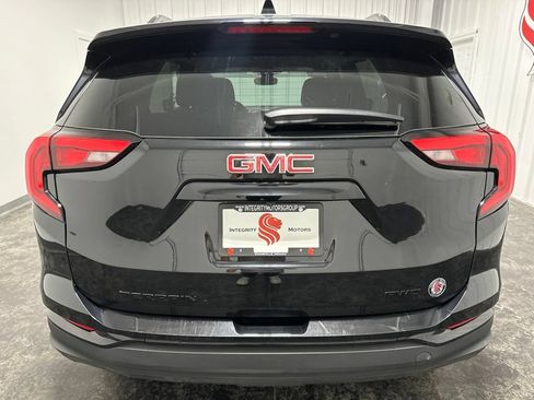 Used 2021 GMC Terrain SLE w/ Driver Convenience Package AWD/4WD image 7