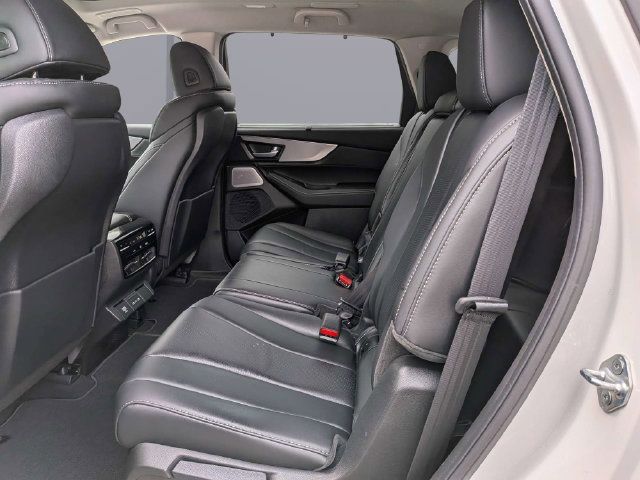Used 2026 Acura MDX w/ Technology Package FWD image 16