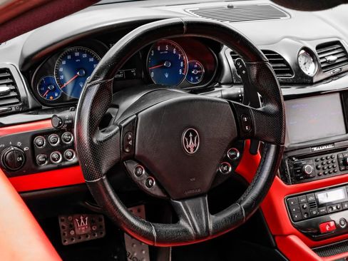Used 2017 Maserati GranTurismo MC RWD image 13