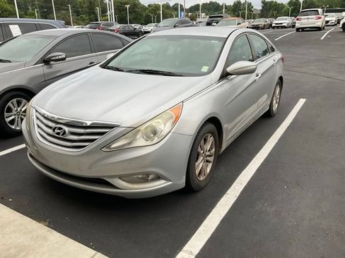 Used 2013 Hyundai Sonata GLS w/ Popular Equipment Pkg FWD image 10