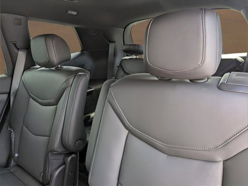 Certified 2025 Cadillac XT6 Premium Luxury w/ Technology Package image 22