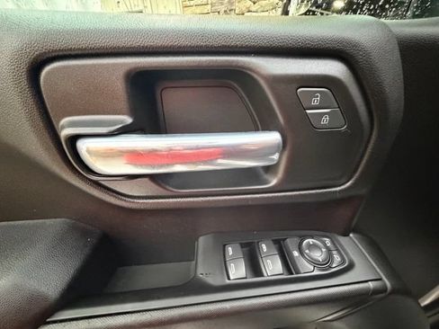 Used 2022 Chevrolet Silverado 1500 Custom w/ LPO, Dark Essentials Package AWD/4WD image 27