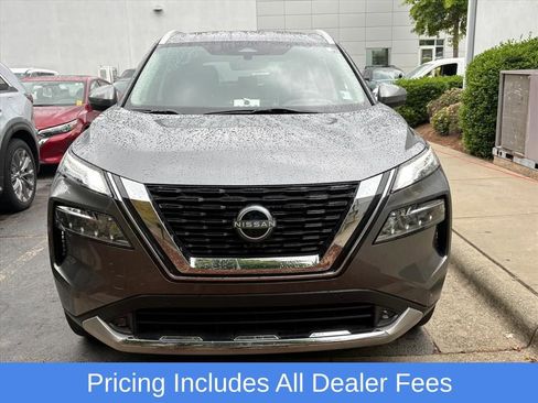 Used 2022 Nissan Rogue Platinum w/ Head-Up Display Package AWD/4WD image 3