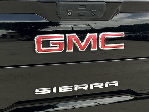 Used 2021 GMC Sierra 1500 SLT AWD/4WD image 7