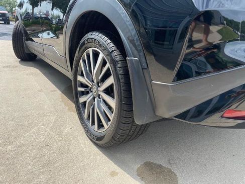 Used 2021 Nissan Kicks SV FWD image 17
