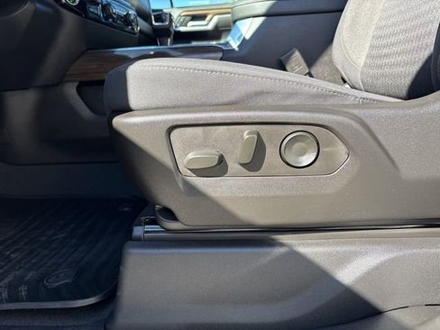 Used 2022 Chevrolet Silverado 1500 RST w/ LPO, Dark Essentials Package AWD/4WD image 34