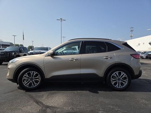 Used 2021 Ford Escape SEL w/ Technology Package AWD/4WD image 15
