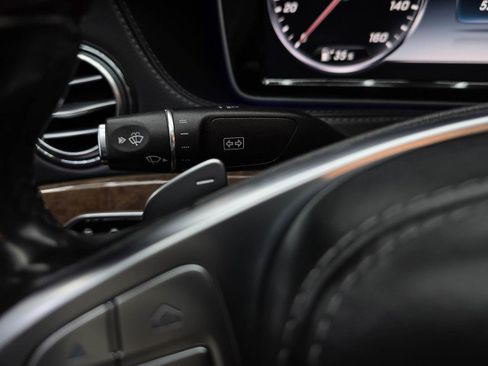 Used 2015 Mercedes-Benz S 550 4MATIC Sedan image 24