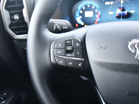 Used 2025 Ford Bronco Sport Outer Banks AWD/4WD image 33