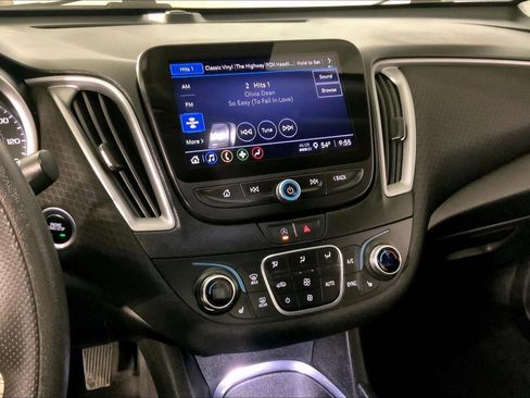 Used 2023 Chevrolet Malibu LT image 6