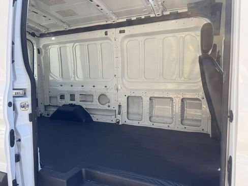 Used 2020 Ford Transit 250 Medium Roof image 6