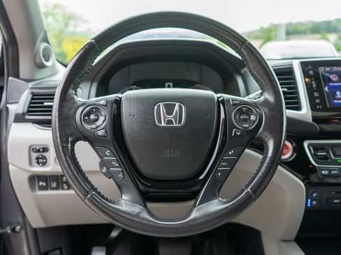 Used 2018 Honda Pilot Elite image 18