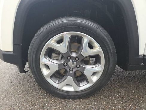 Used 2021 Jeep Compass Limited AWD/4WD image 24